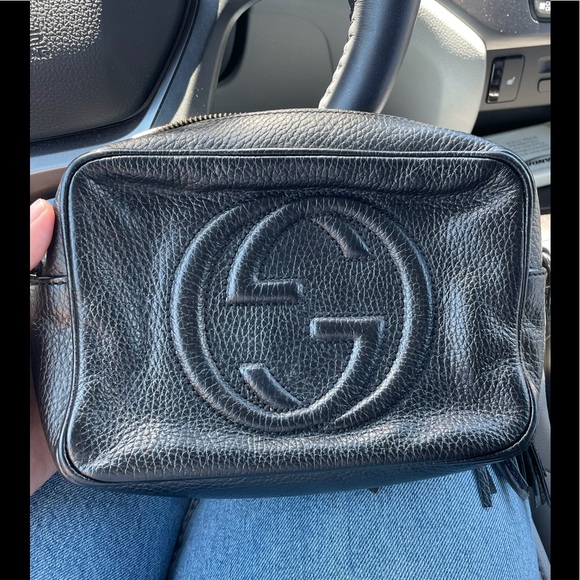 Gucci Handbags - Gucci soho disco in black